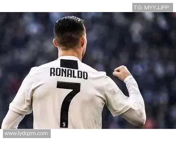 足球明星背影瞬间集锦精彩回顾让我们一起感受他们的魅力与风采